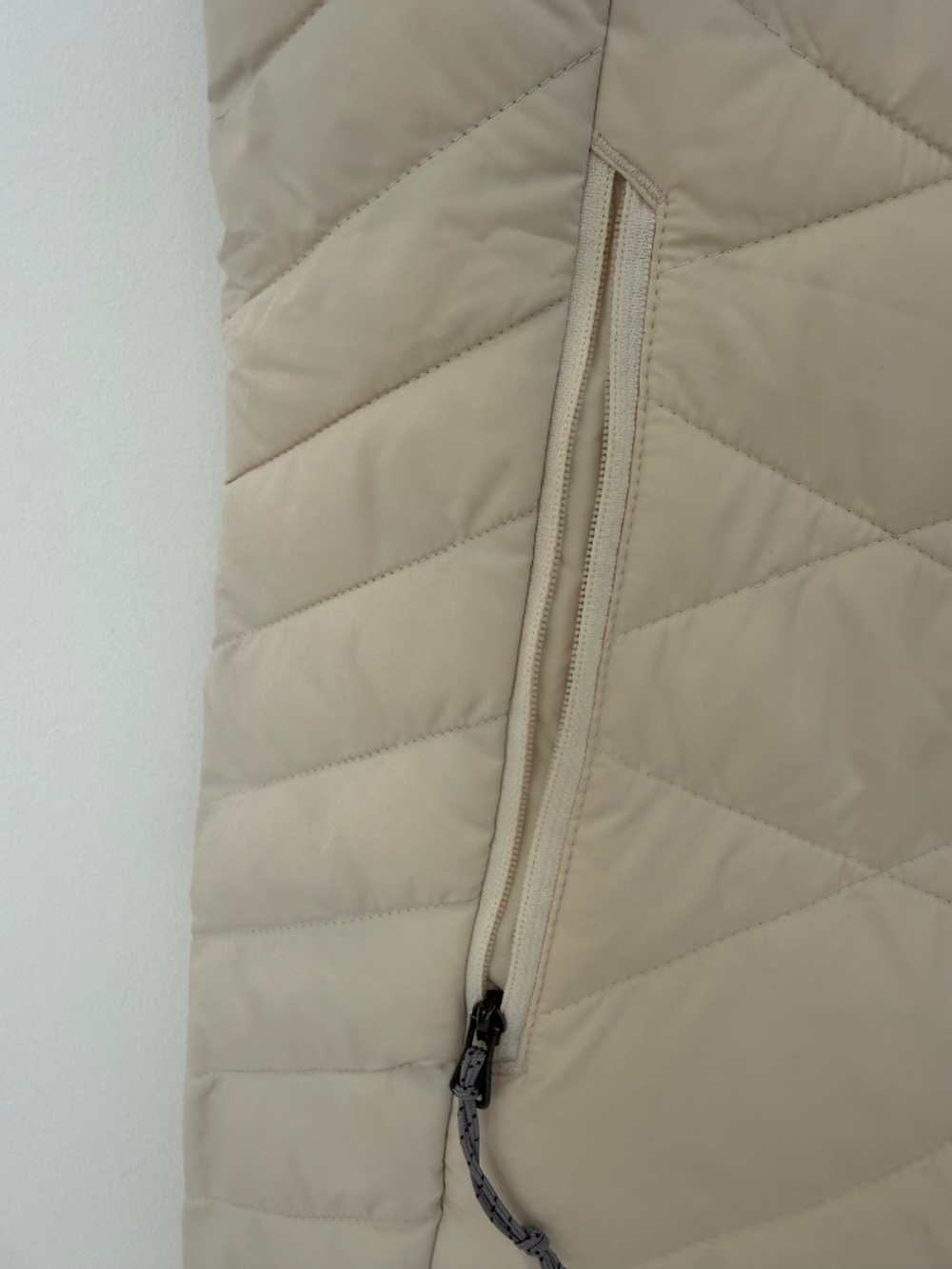 Columbia Vest - Picture 4 of 5